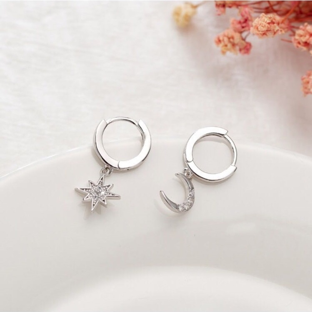 Asymmetric silver earrings Moon and Star S925 - Picture 5 of 7